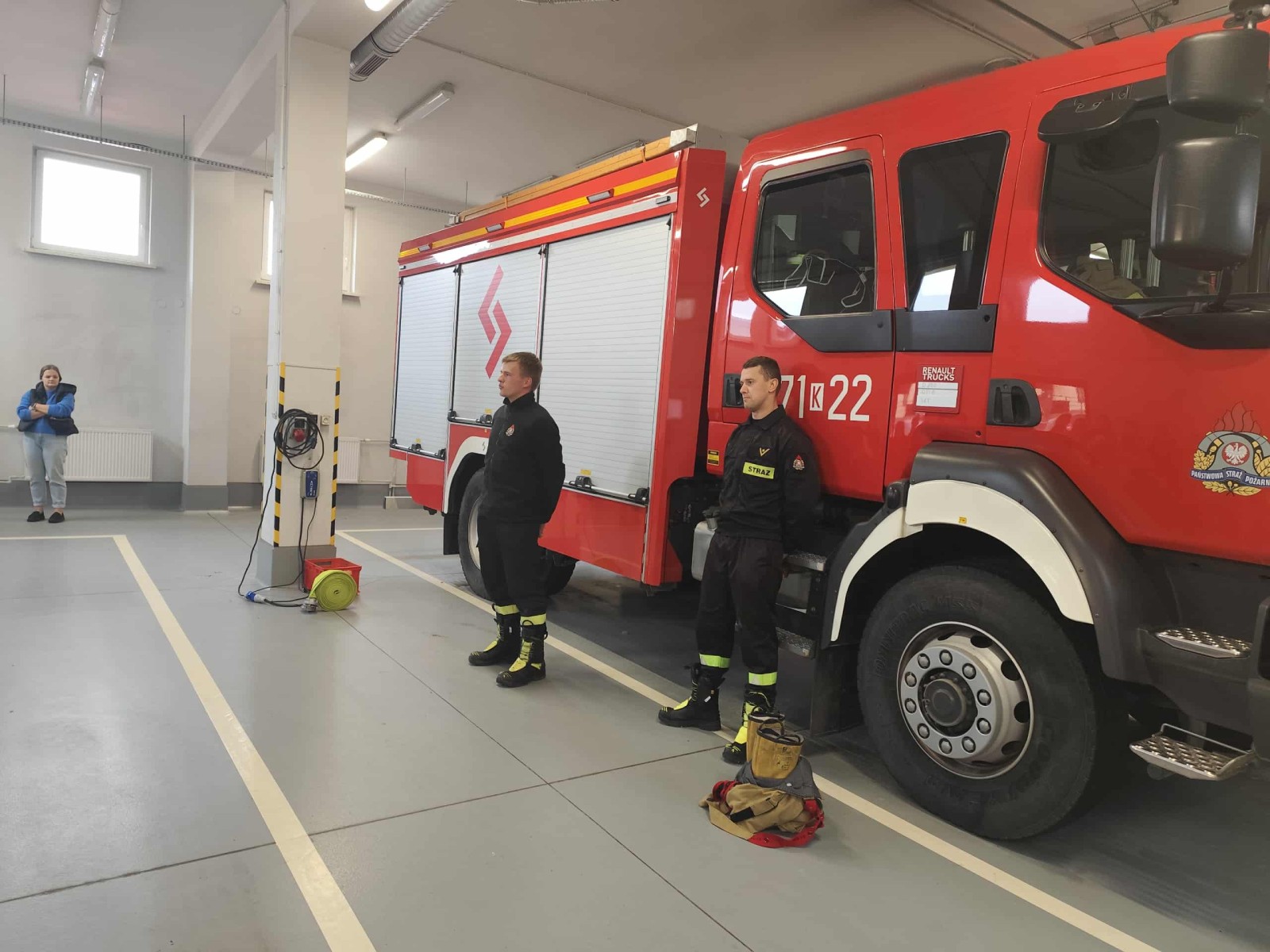 WIZYTA UCZNIÓW KLAS TRZECICH W PAŃSTWOWEJ STRAŻY POŻARNEJ W MYŚLENICACH