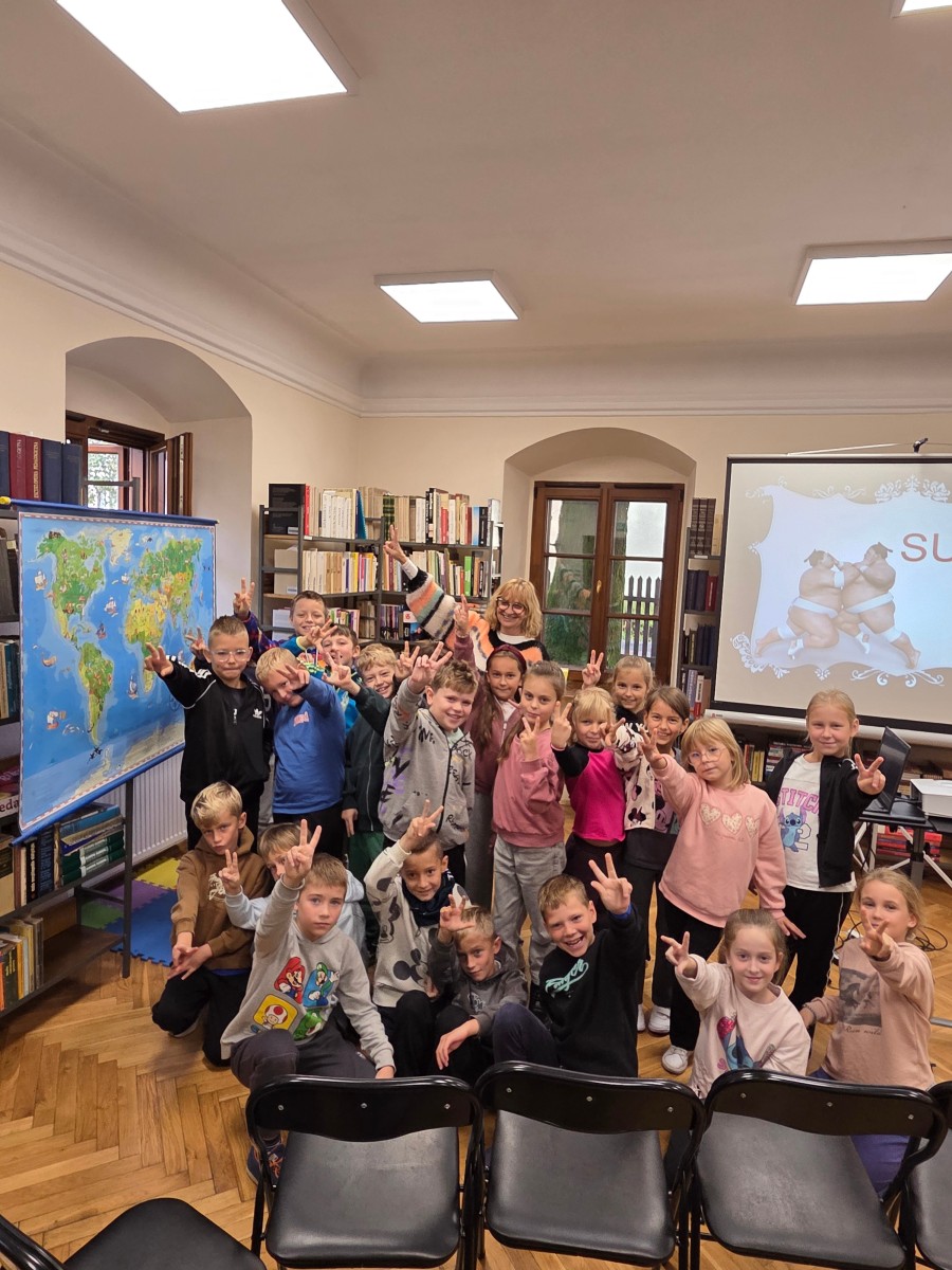 KLASA 2A W BIBLIOTECE PEDAGOGICZNEJ