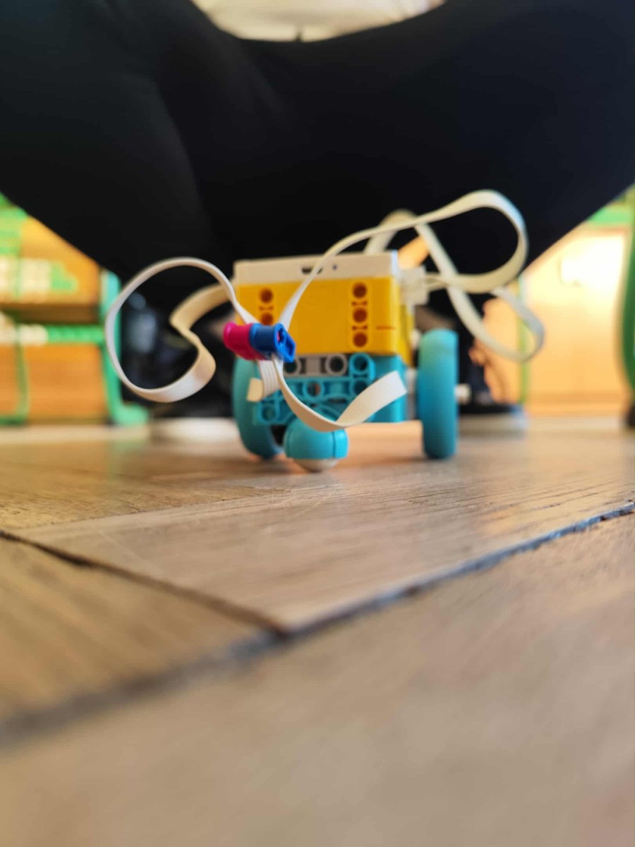 W ŚWIECIE ROBOTÓW I PROGRAMOWANIA - KLASA III D