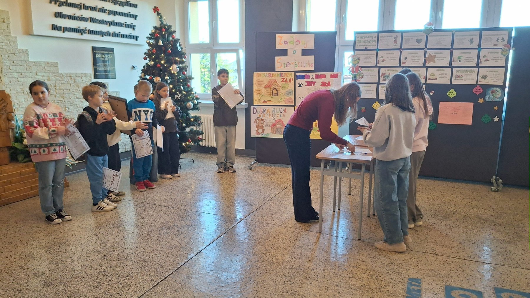 FOTOGRAFICZNY KONKURS FOTOGRAFICZNY PT.  ”NASZE ZWIERZĘTA W OBIEKTYWIE” – ROZDANIE NAGRÓD