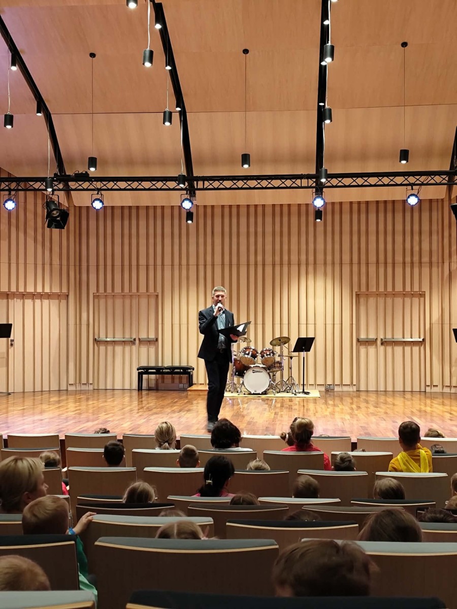 WIZYTA W SZKOLE MUZYCZNEJ W MYŚLENICACH KLAS III B I III D