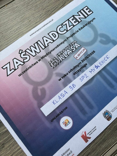 EMPATIA ZACZYNA SIĘ OD MAŁYCH GESTÓW - KLASA 3B DOSKONALE O TYM WIE!